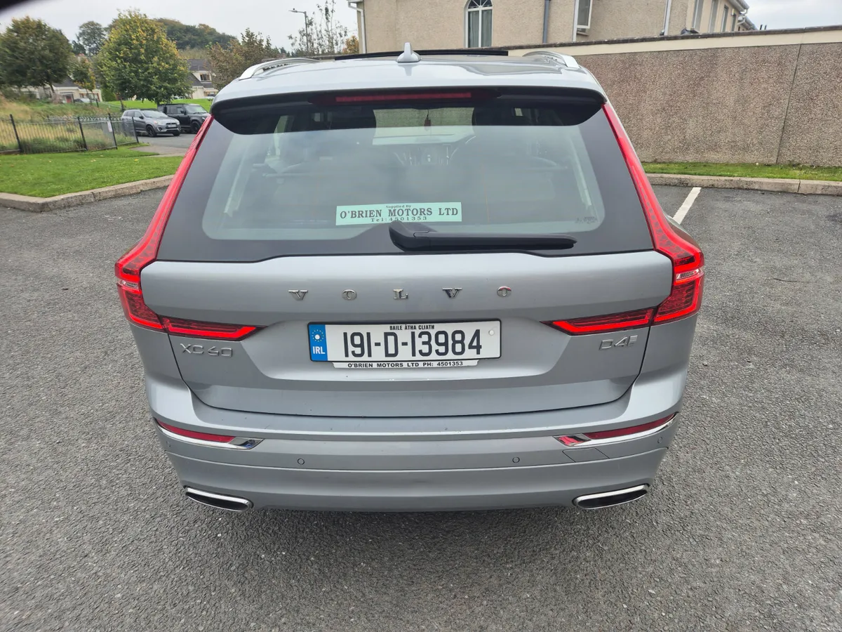 Volvo XC60 Inscription D4. Full Service History. - Image 3