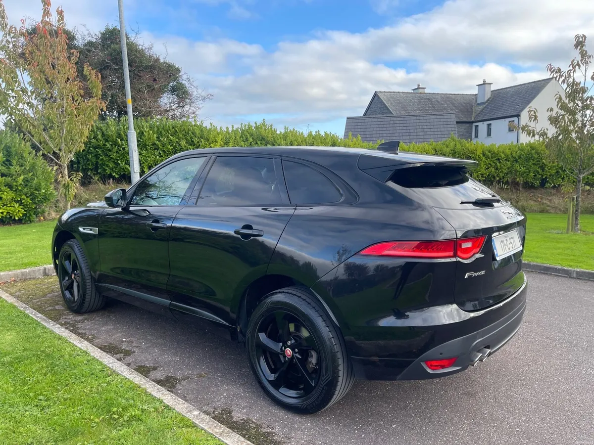 Jaguar F-Pace (New engine) 2017 - Image 3