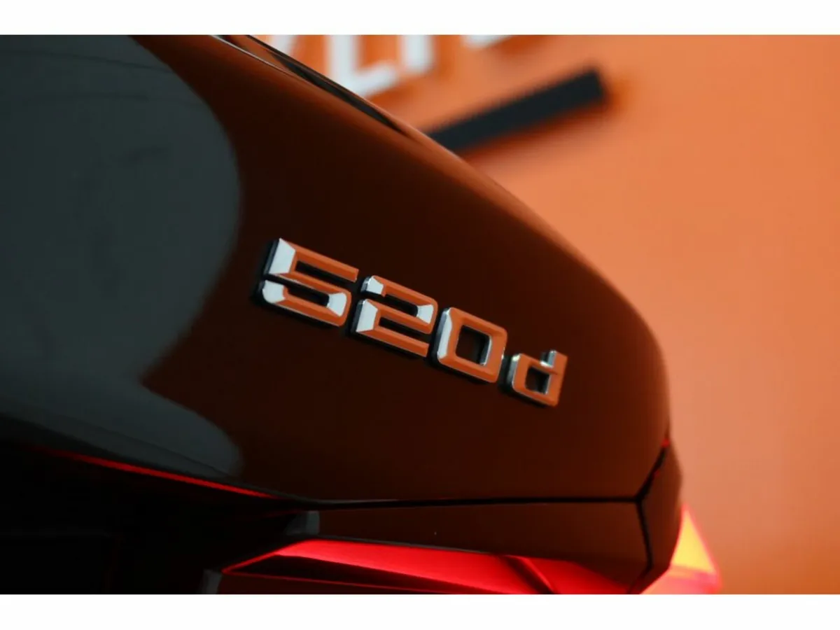 BMW 5-Series 520D M SPORT #60 - Image 2