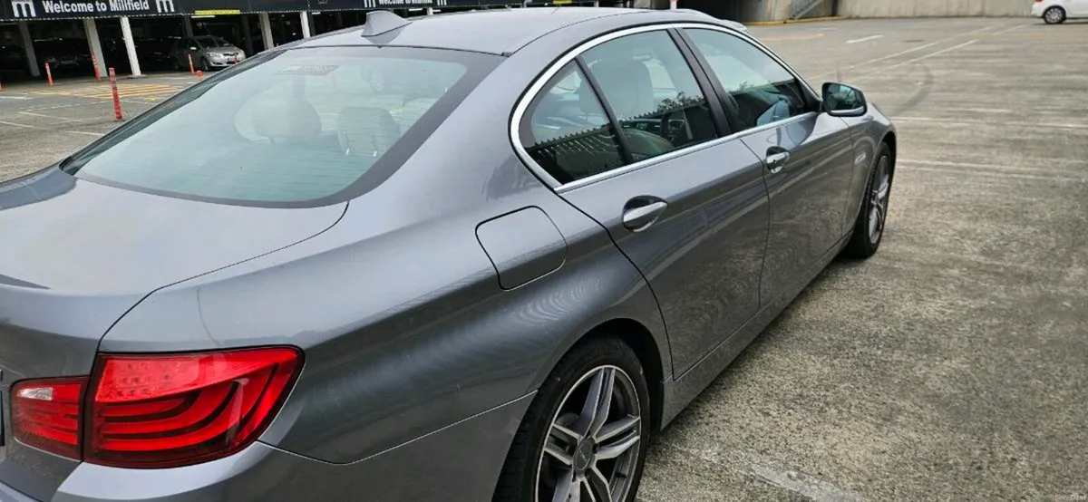 FOR SALE 5 SERIES BMW 520D - Image 2