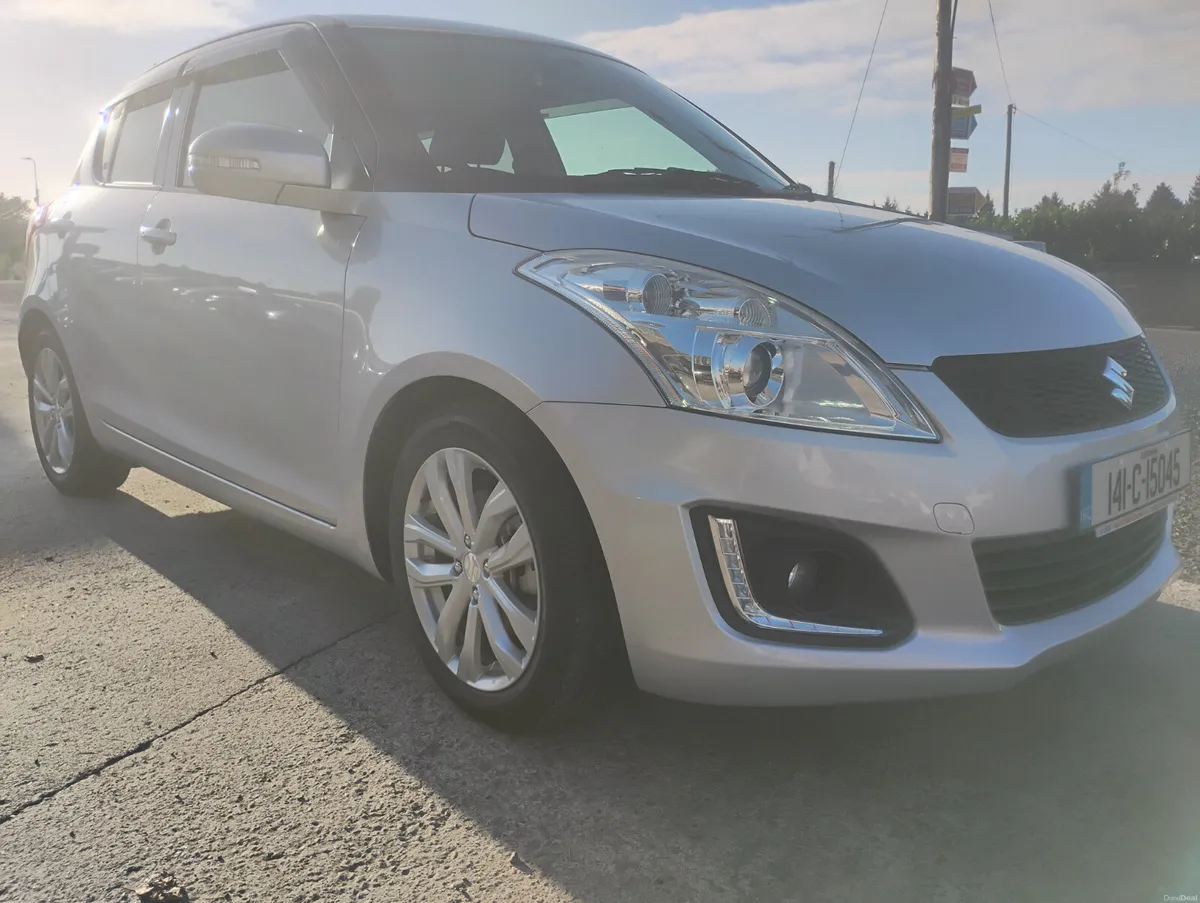 2014 SUZUKI SWIFT - Image 1