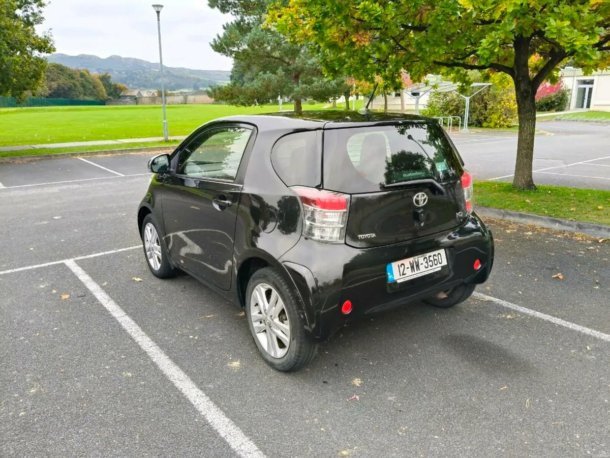 Toyota IQ - Image 2