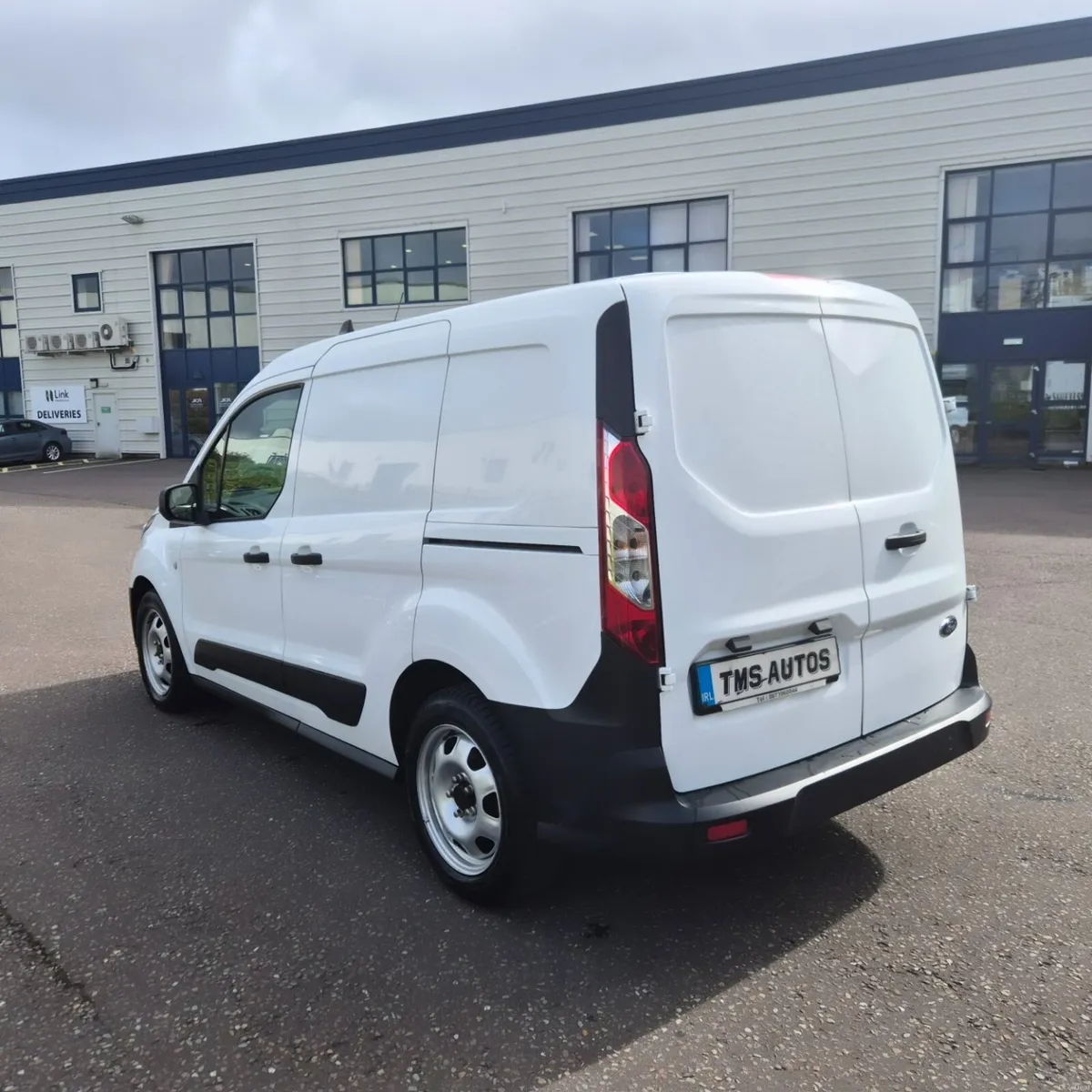 2021 Ford Transit Connect - Image 3