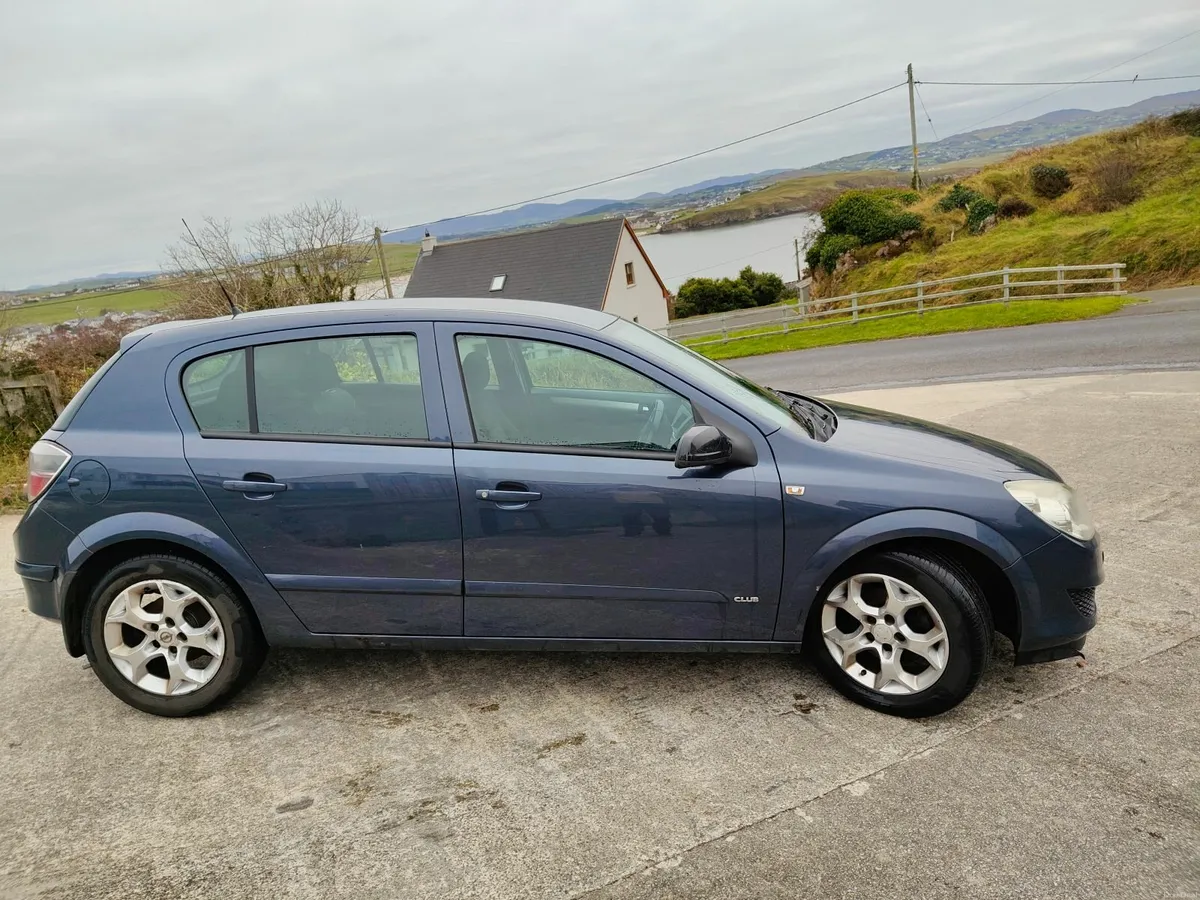 Vauxhall Astra 2008 - Image 3