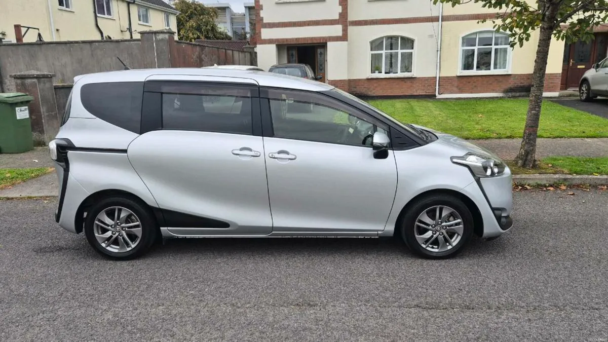 2016 Toyota Sienta Automatic Low Mileage - Image 4