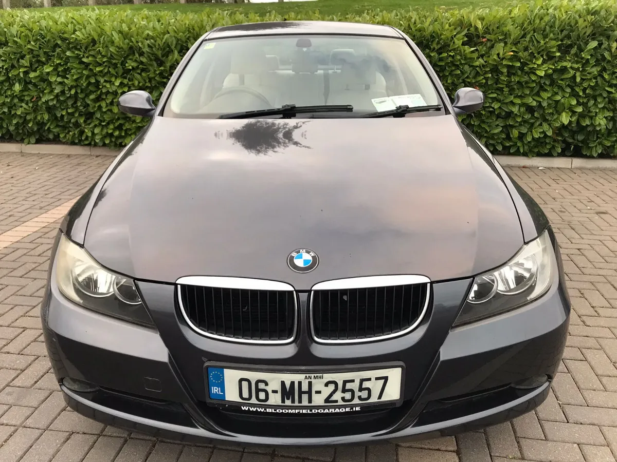 BMW 318i 2.0 PETROL NCT AND TAX 2026 - Image 2