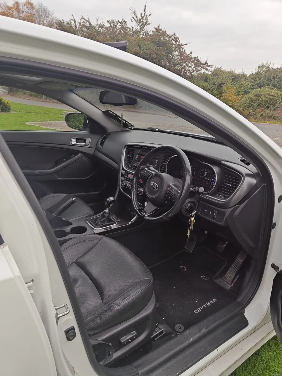 Kia Optima 2014 - Image 2