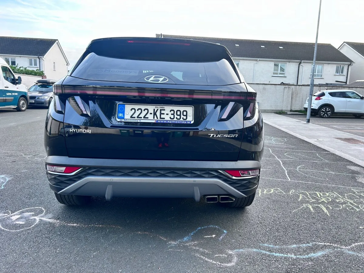 Hyundai Tucson 2WD Executive Plus - Image 4