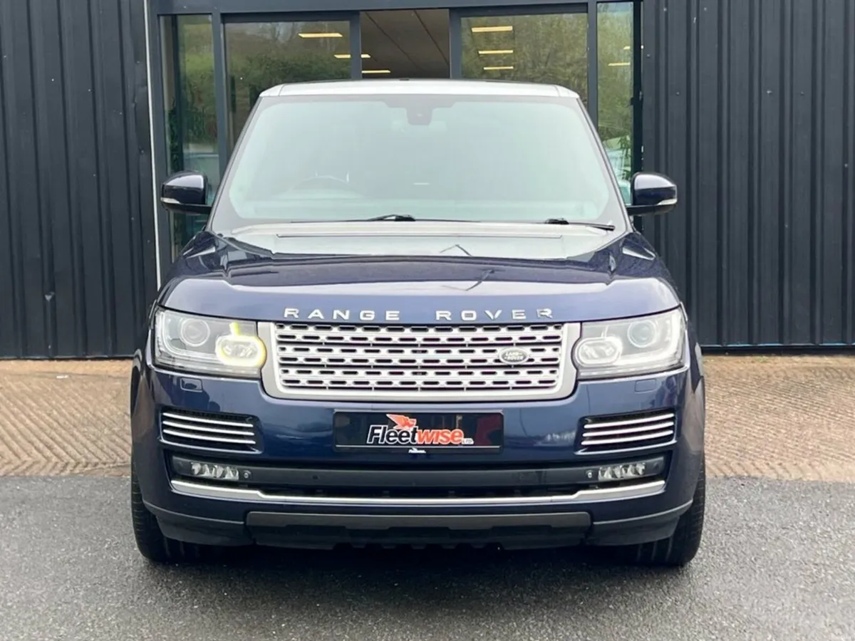 4.4 SD V8 Autobiography SUV 5dr Diesel Auto 4WD Eu - Image 2