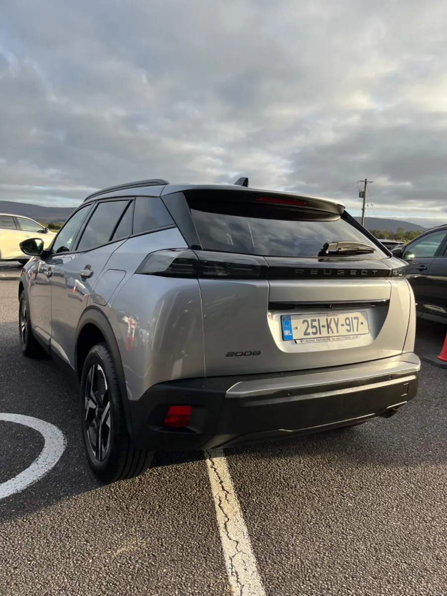 Peugeot 2008 2025 - Image 4