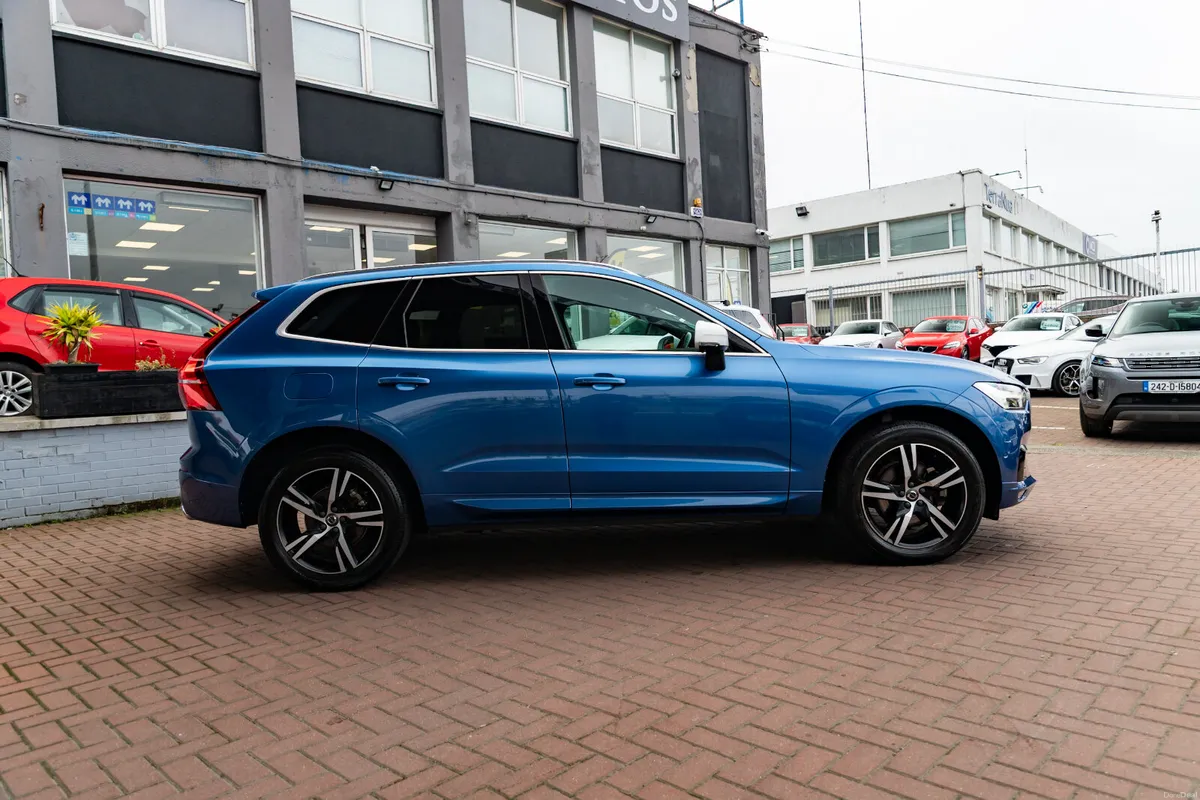 XC60 2.0D4 R-DESIGN AWD 4WD  ESTATE 5DR AUTOMATIC - Image 2