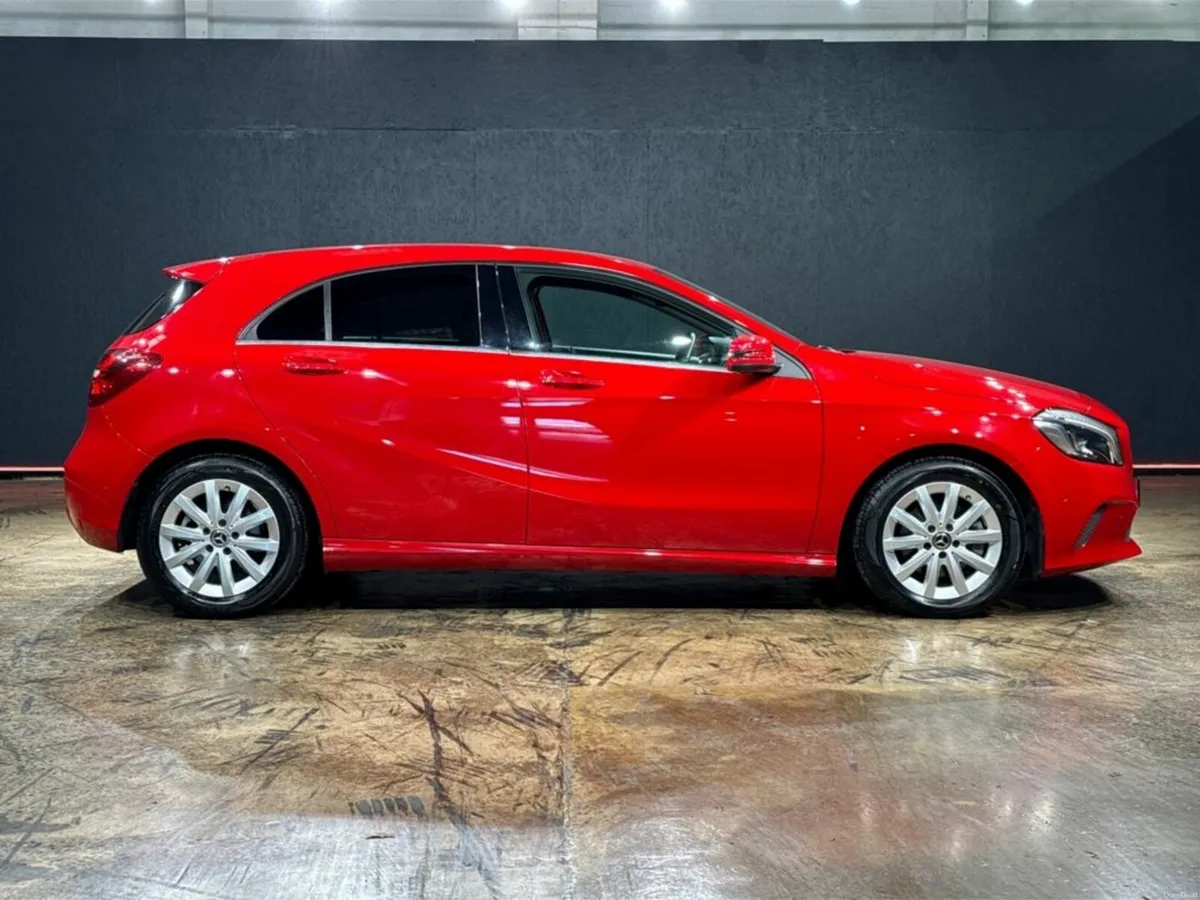 Mercedes-Benz A-Class 1.6L AUTOMATIC - REVERSE CAM - Image 3