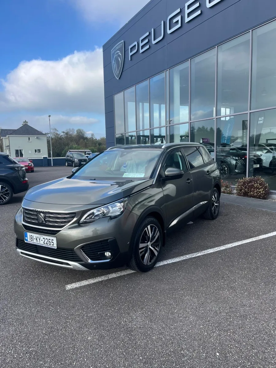 Peugeot 5008 2018 - Image 1
