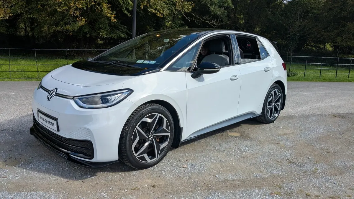 Volkswagen ID.3 1st edition plus 204bhp - Image 3