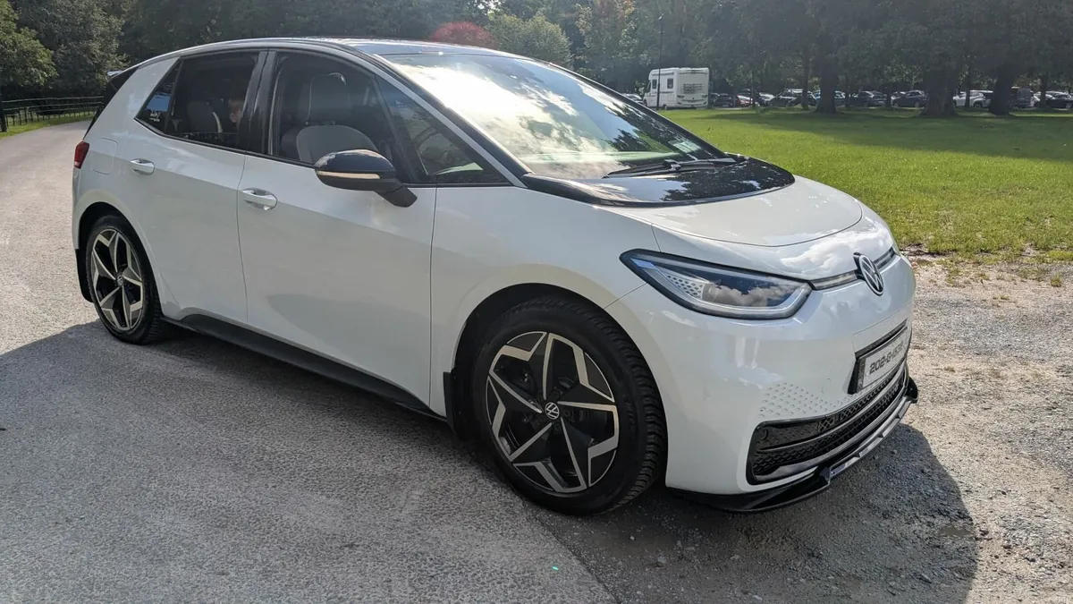 Volkswagen ID.3 1st edition plus 204bhp - Image 2