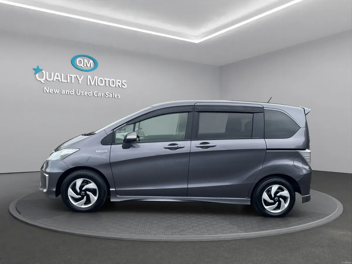 2014 HONDA FREED HYBRID (S50) 6 SEATER - Image 4