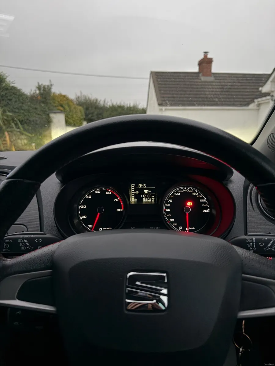 SEAT Ibiza 2015 - Image 2