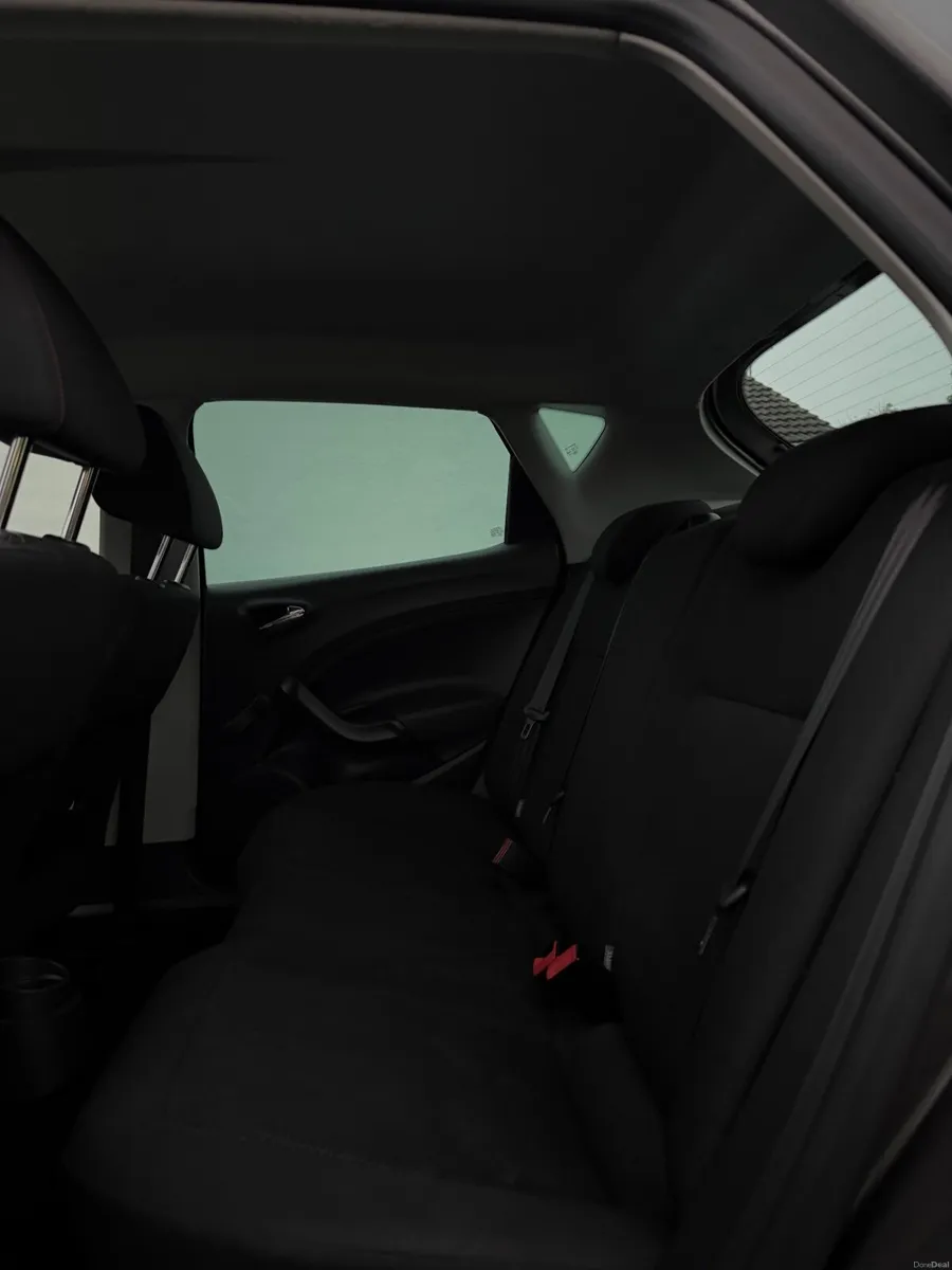 SEAT Ibiza 2015 - Image 4