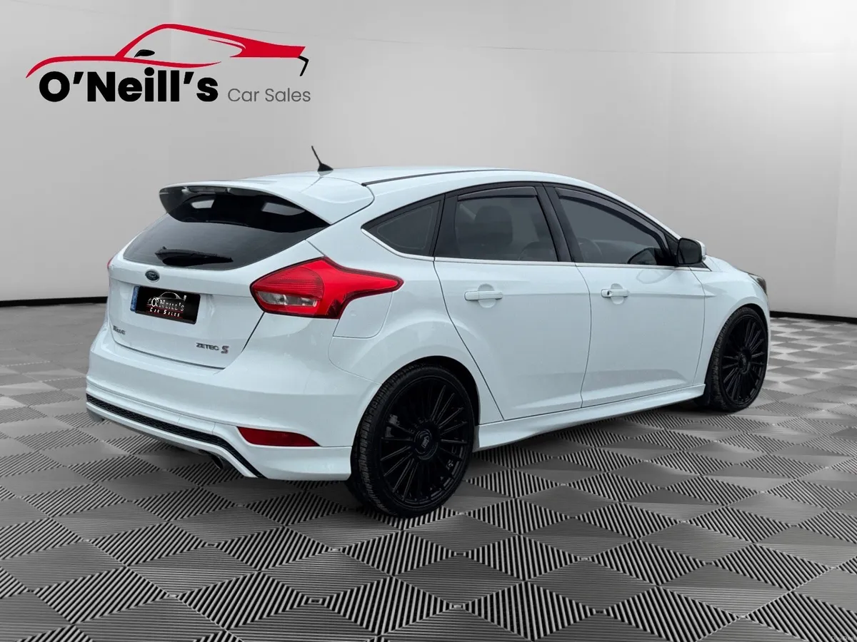 Ford Focus 2015 ZETEC-S 2.0 150PS 4DR *TRADE SALE* - Image 3
