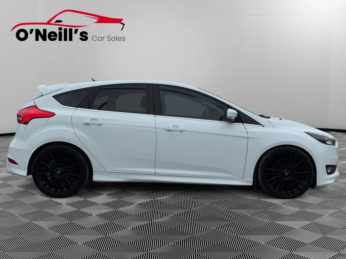 Ford Focus 2015 ZETEC-S 2.0 150PS 4DR *TRADE SALE* - Image 2