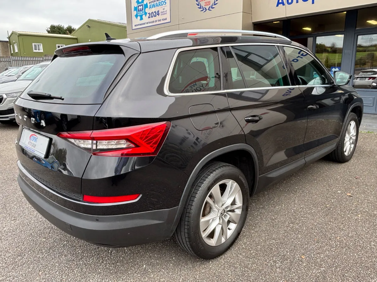 2.0 TDI AMBITION DSG (7 Seats) - SAVE 2000eur - Image 2