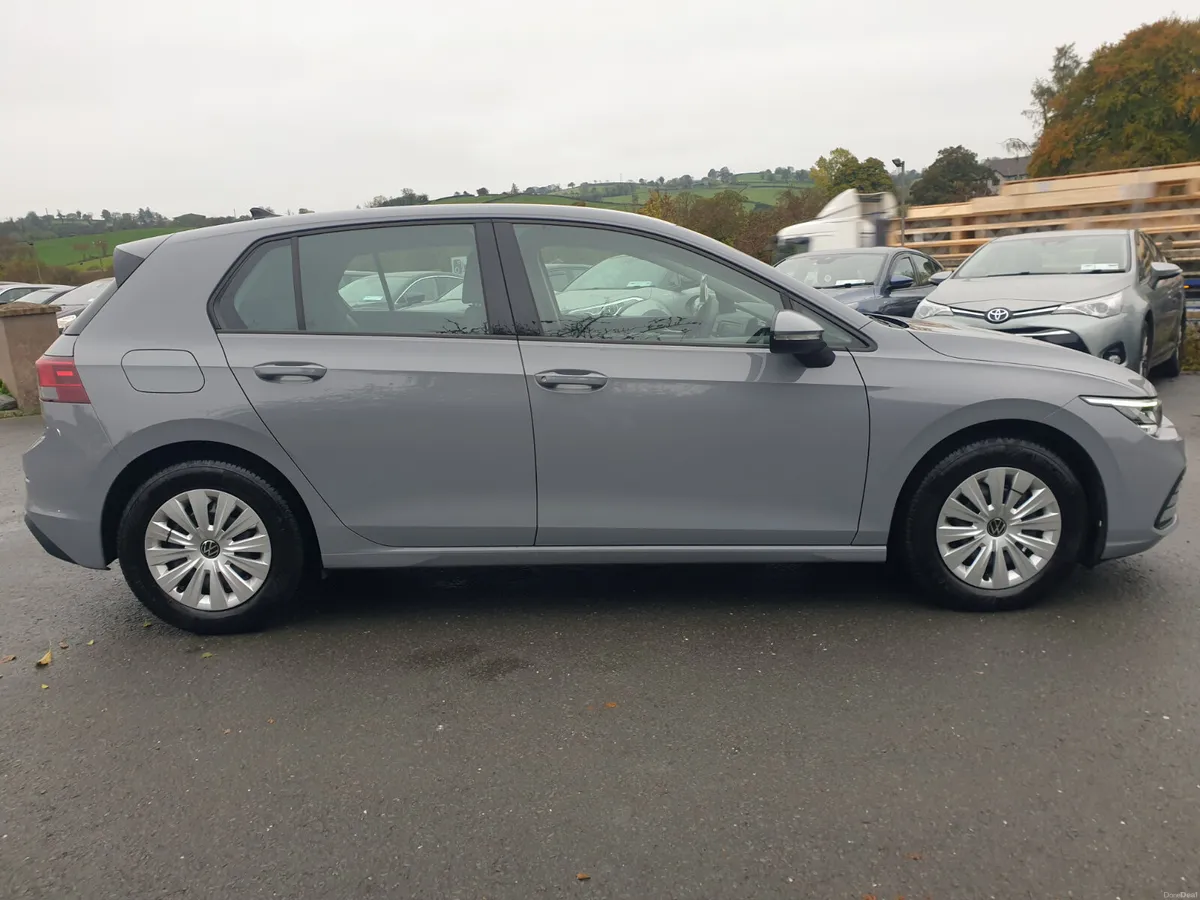 Volkswagen Golf 2021 - Image 6