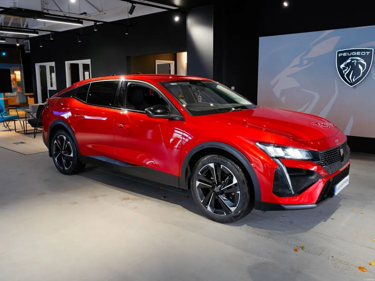 2023 Peugeot 408 Allure 1.2 130 Automatic - Image 2