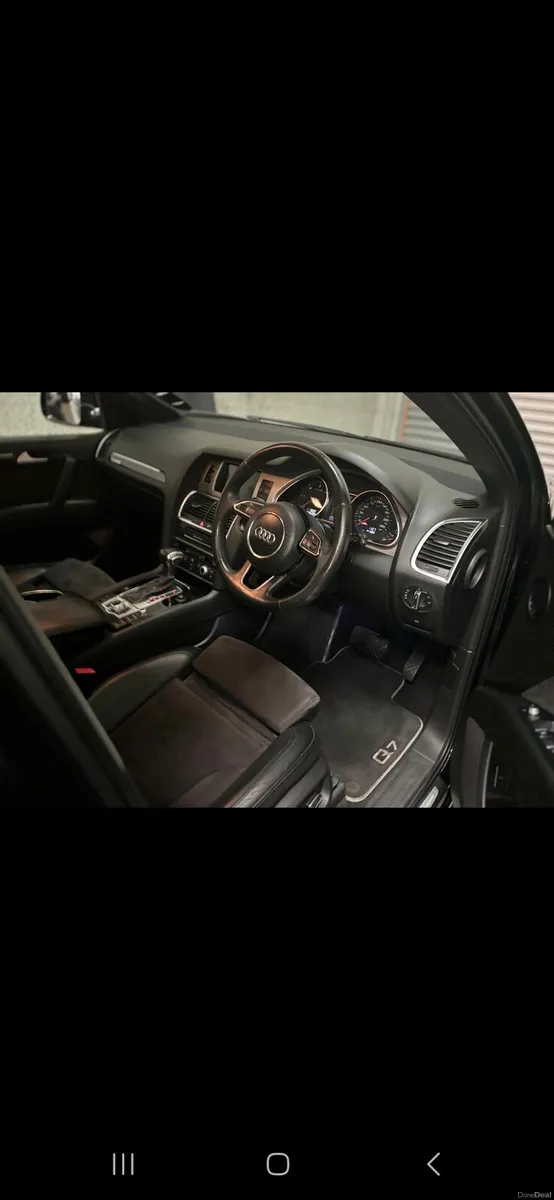 Audi Q7 - Image 2