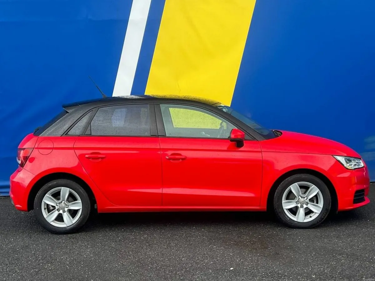 Audi A1 SPORTBACK 1.0 TFSI AUTO // FULL SERVICE HI - Image 2