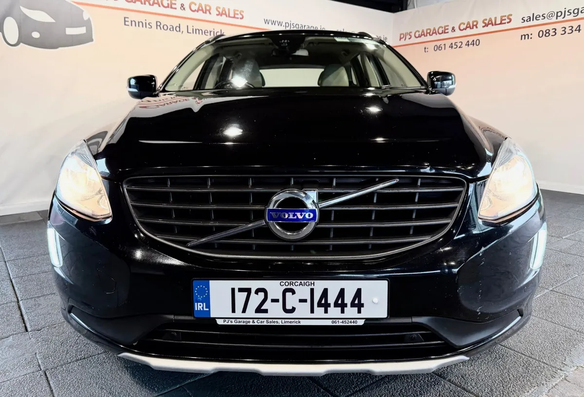 Volvo XC60 2017, 1 Year Warranty - Image 3