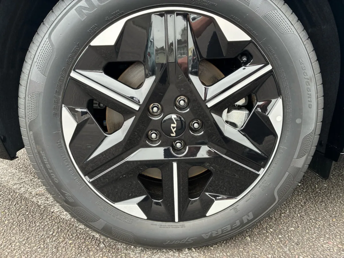 Kia EV6 PE EARTH- ME - Image 4