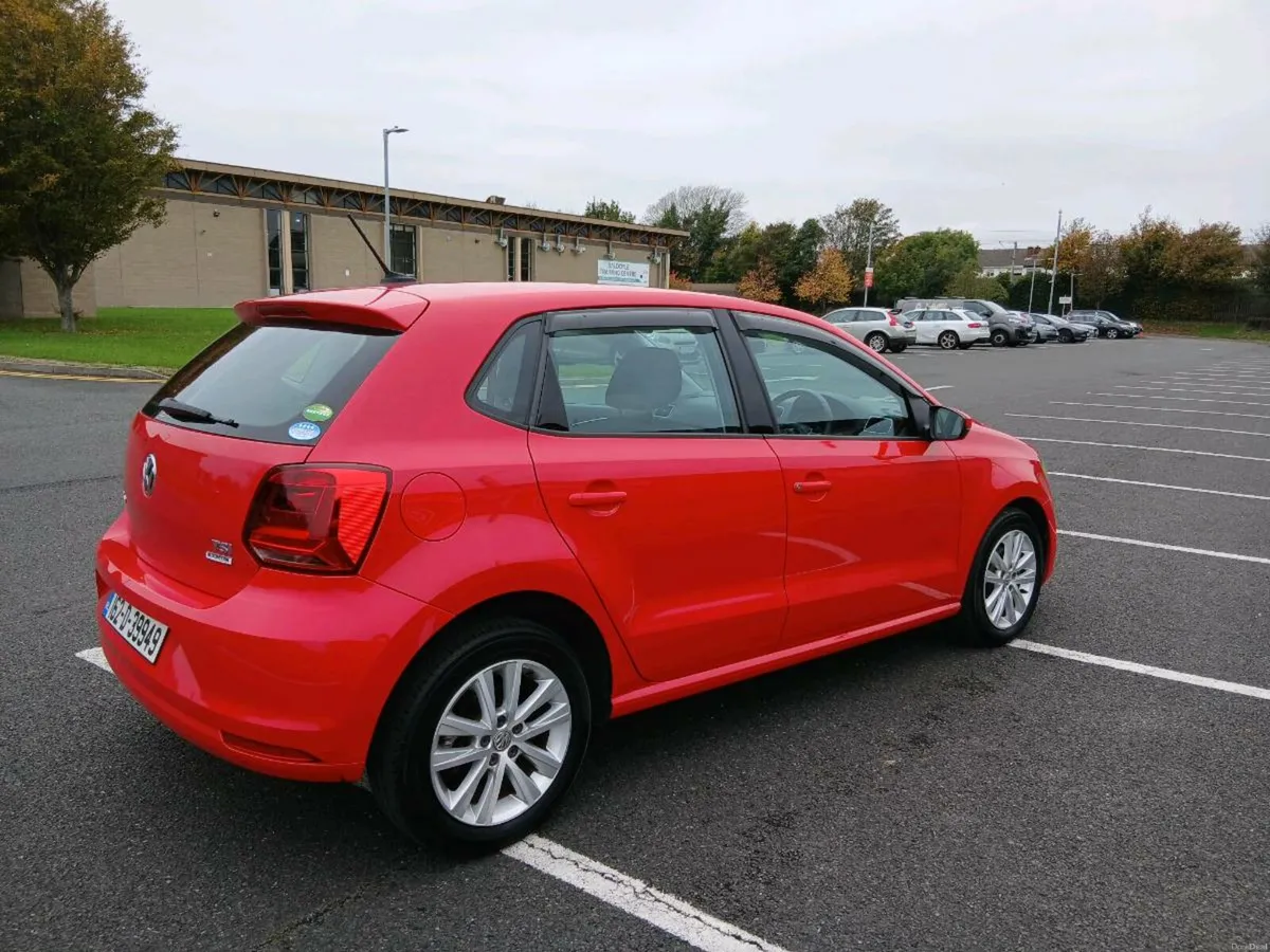 VOLKSWAGEN POLO AUTOMATIC *** LOW KILMS*** - Image 3