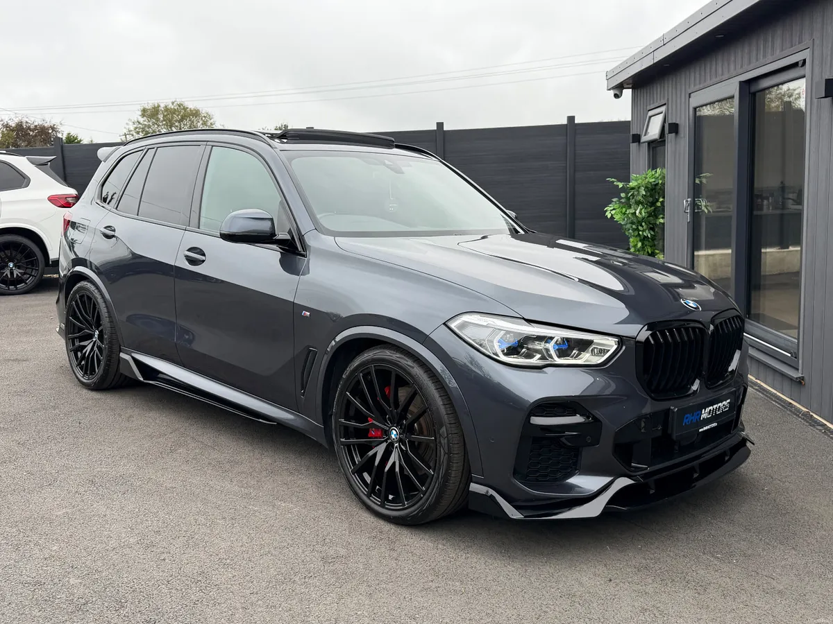 2023/231 BMW X5 30d MSPORT PRO PACK - Image 1