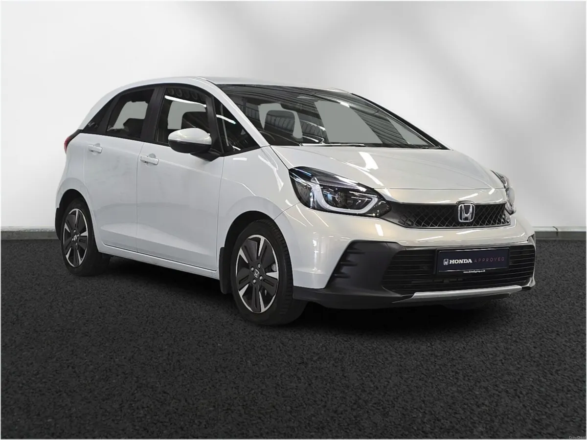 Honda Jazz Hatchback Advance - Image 1