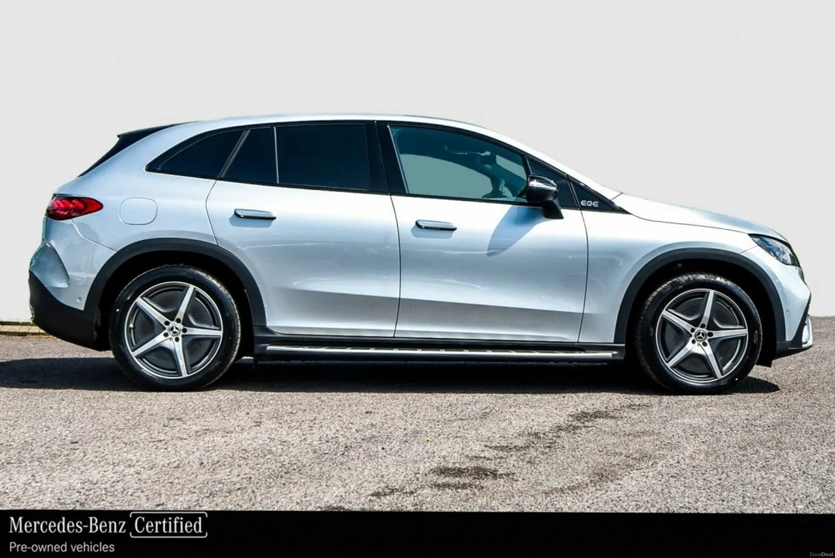 Mercedes-Benz EQE AMG SUV €25,000 OFF 251 DEMO 0 M - Image 3