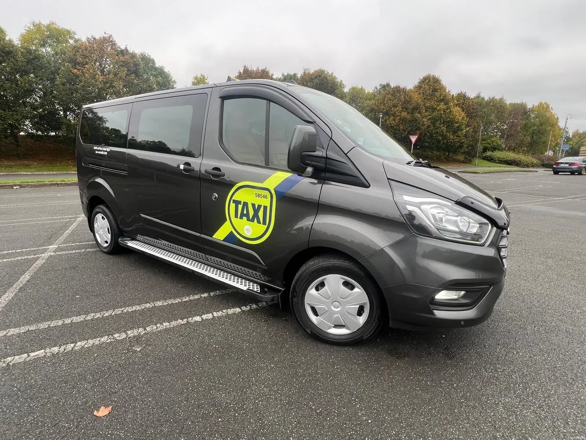 Taxi Ford Transit Custom wheelchair 2020 - Image 1