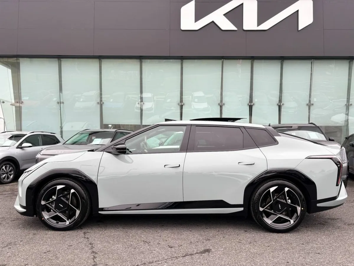 Kia EV4 Fastback GT Line (612 km Range) 0% Finance - Image 3