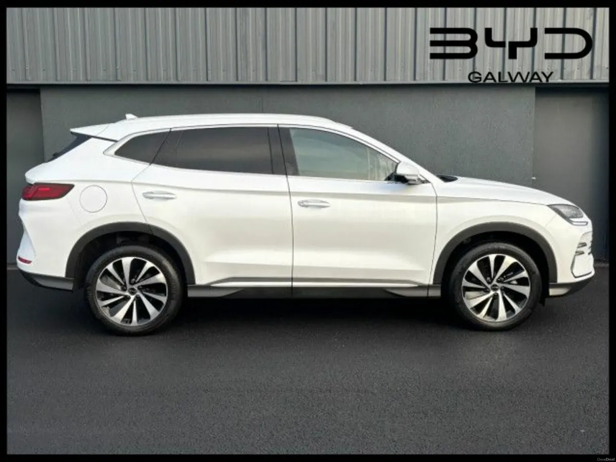 BYD SEAL U DM-i Design AWD 320BHP - Image 3