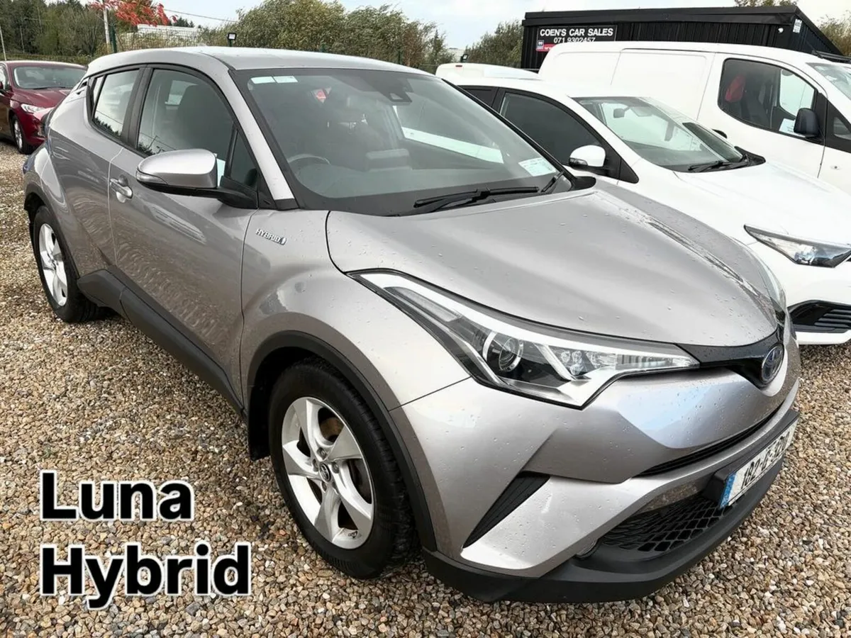 Toyota C-HR Petrol Hybrid Luna Auto - Image 4