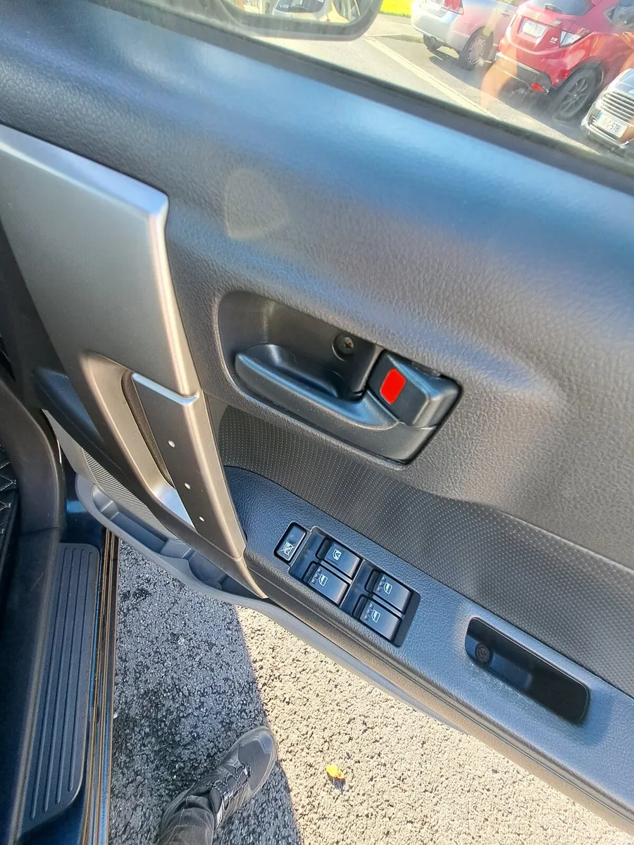 Daihatsu Terios 2007 - Image 4