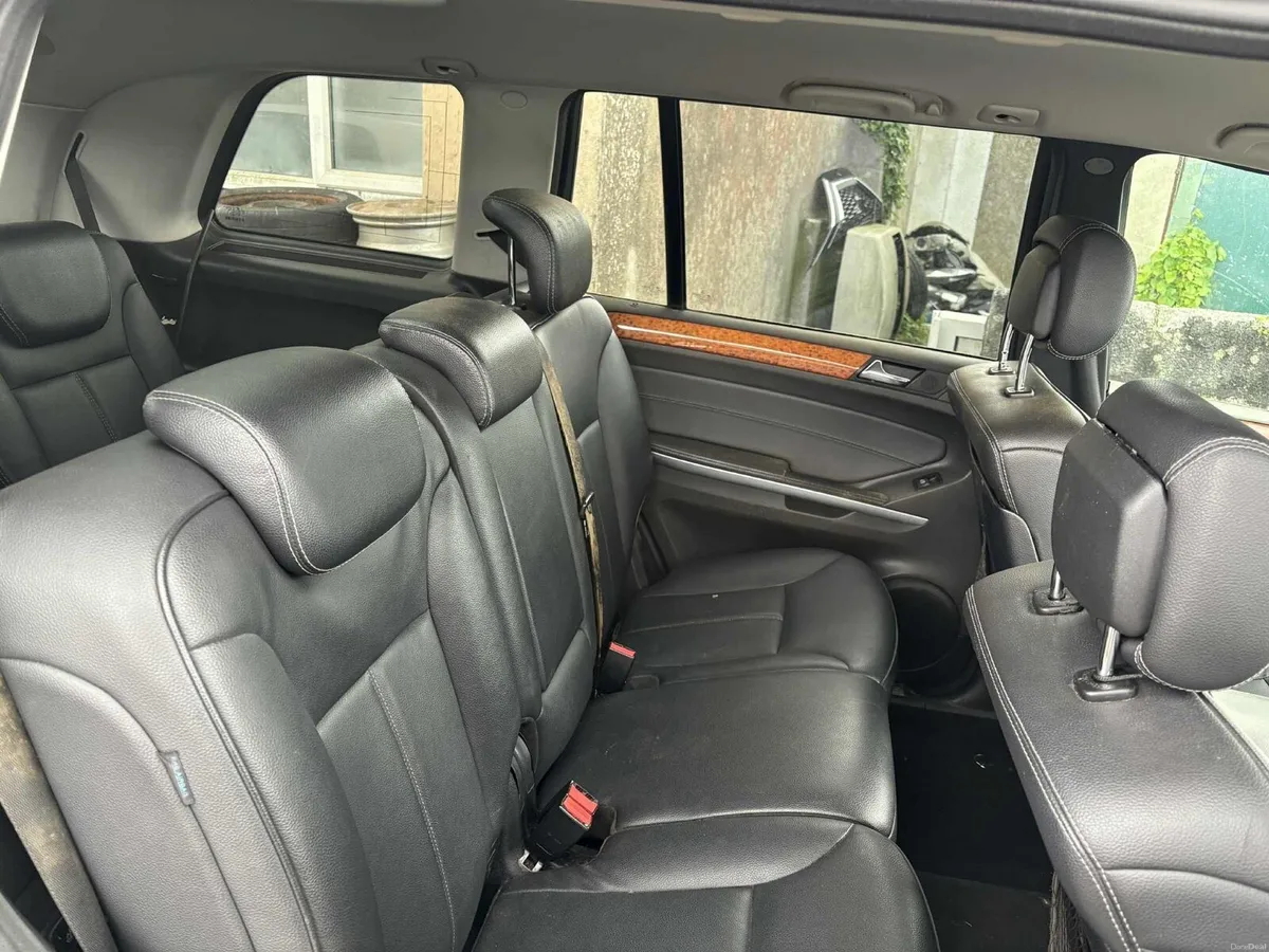 Mercedes 350GL 2011 diesel - Image 6