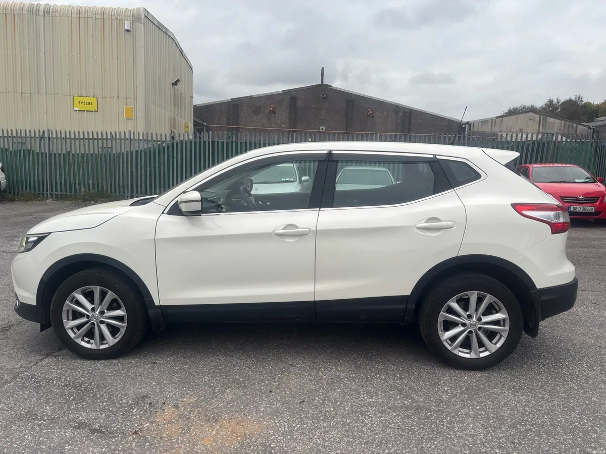 Nissan Qashqai  2015 ( New NCT ) - Image 4