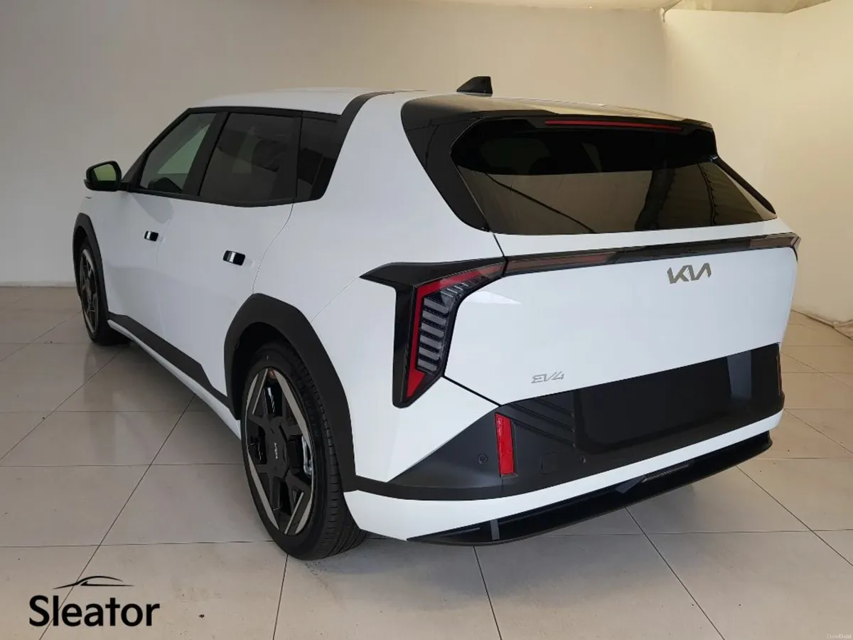 Kia EV4 Hatchback - Image 3