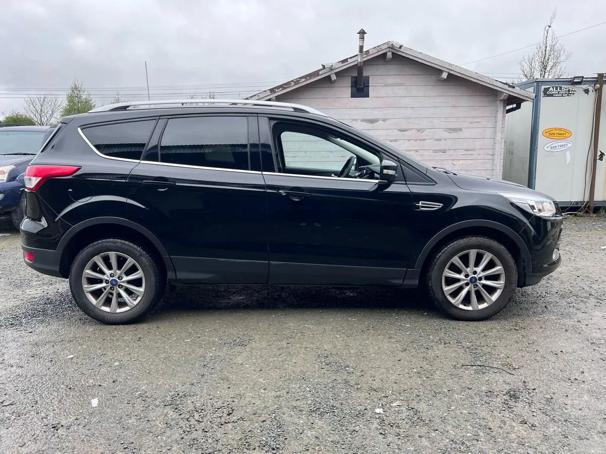 Ford Kuga - Image 3