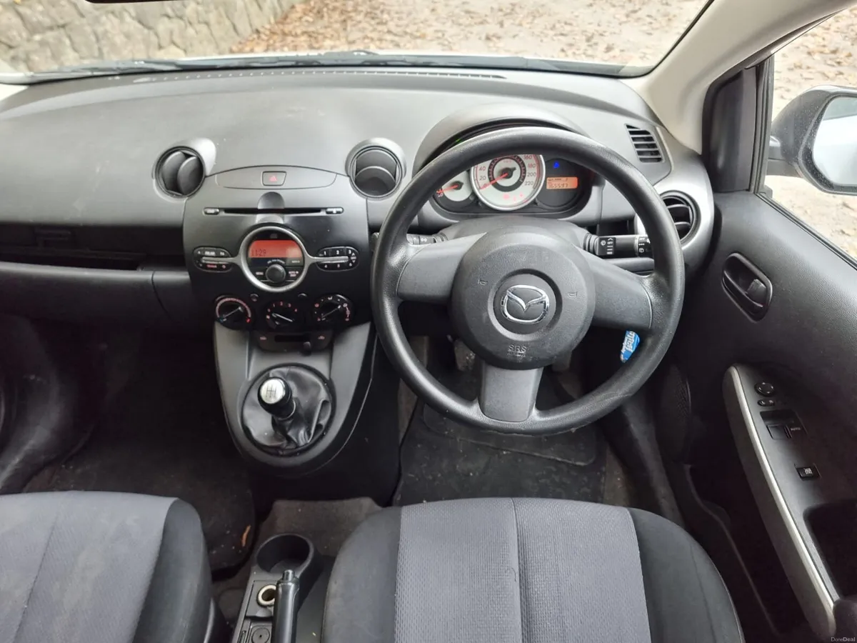 Mazda2 2008 petrol ⛽️ €690 READ AD FULLY !! - Image 4