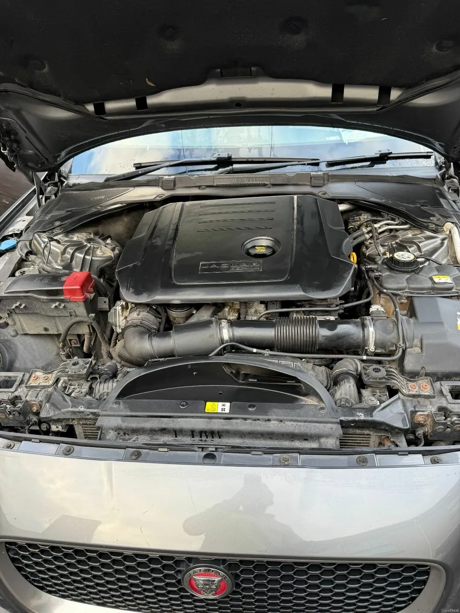 Jaguar XF 2017 - Image 2