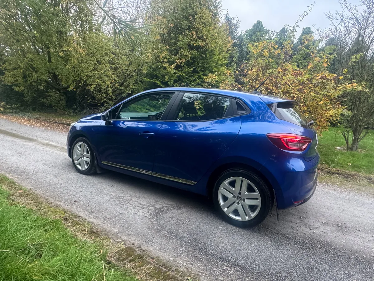 201 Renault Clio 1.0TCE .. FRESH NCT - Image 3