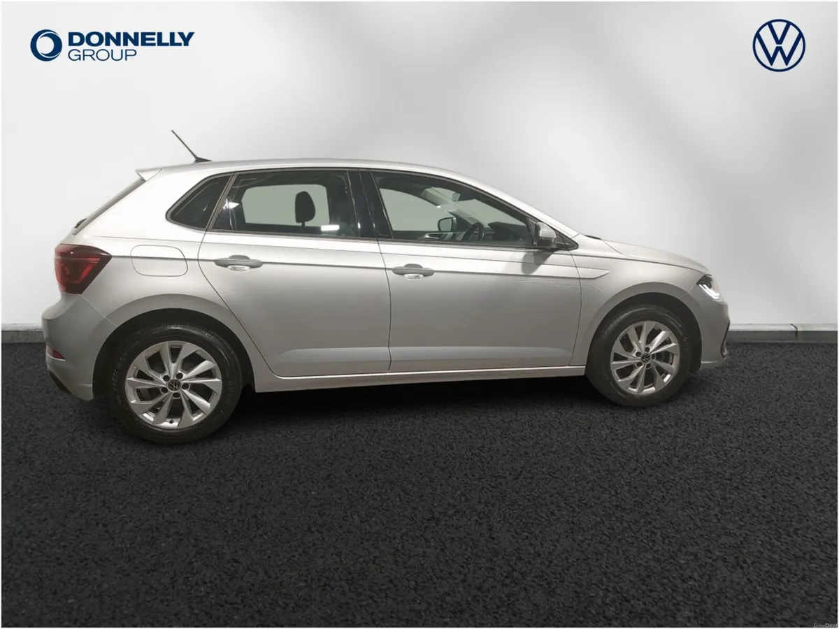 Volkswagen Polo Hatchback Style - Image 4