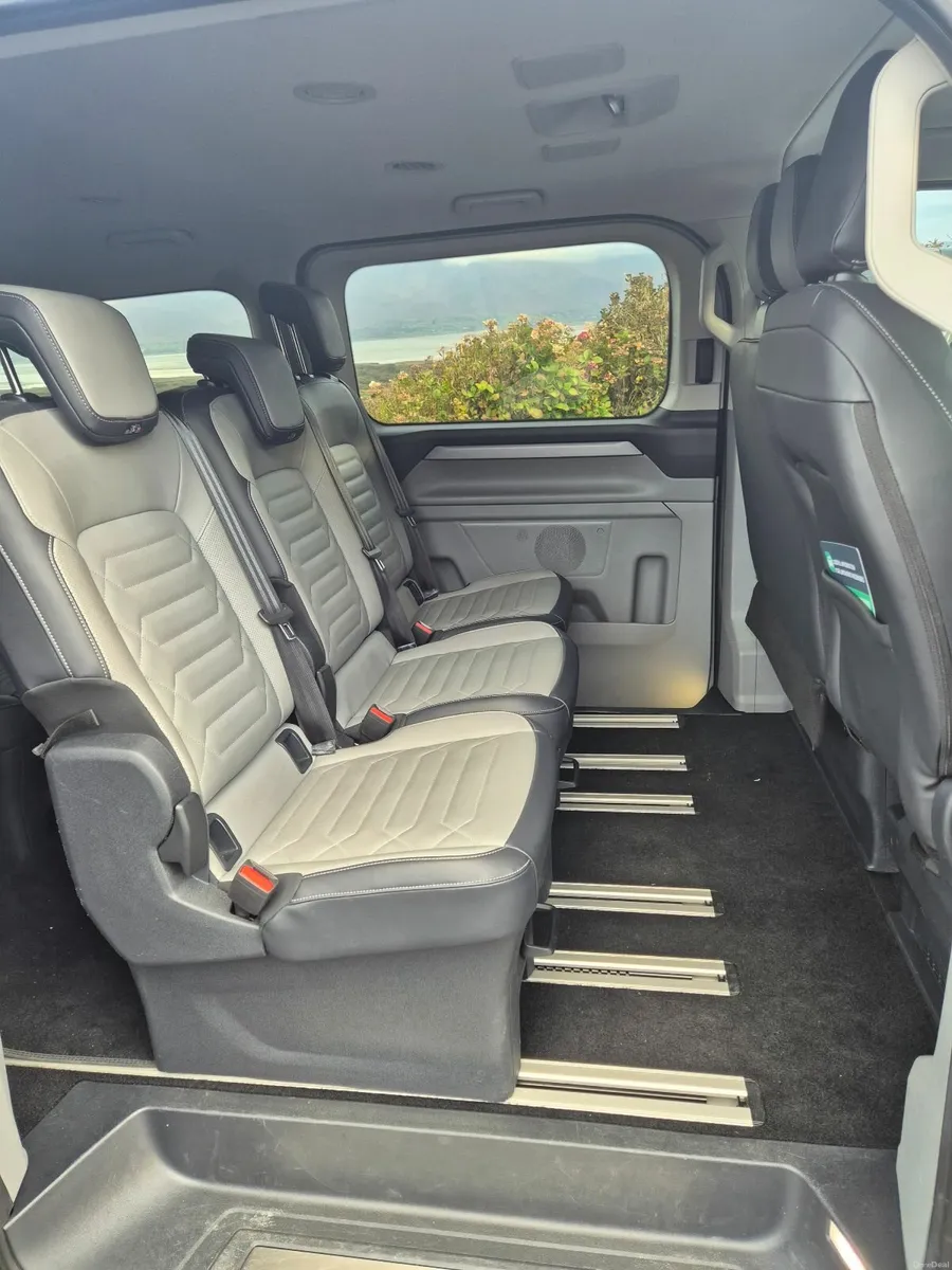 2024 Ford Tourneo Custom Limited LWB - Image 4