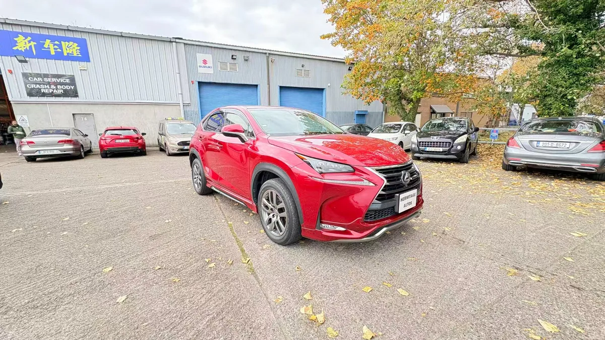 Lexus  NX300H 2.5 HYBRID 2016 - Image 3
